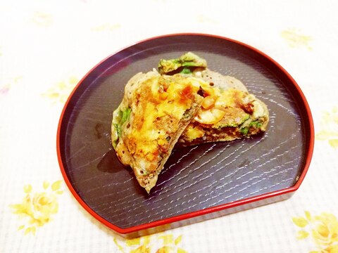 かつお菜入り♪蕎麦粉のチーズおやき